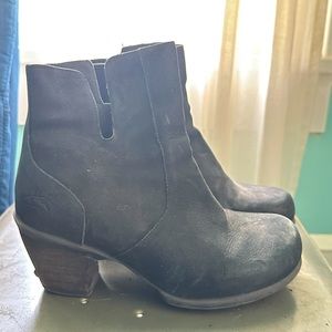 John Fleuvog size 8.5 black boots